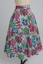 Load image into Gallery viewer, Vintage 1940s original CC41 novelty print skirt in moygashel UK 8 S