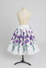 Load image into Gallery viewer, Vintage 1950s original floral print waffle weave cotton skirt UK 8 S