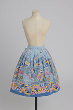 Load image into Gallery viewer, Vintage 1950s original novelty travel label print cotton skirt UK 8 S