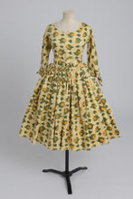 Load image into Gallery viewer, Vintage 1950s yellow rose print cotton dress with 3/4 length sleeves UK 8 S