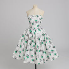 Load image into Gallery viewer, Vintage 1950s original white cotton dress with green detail by Atrima UK 6 8 XS S