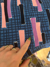 Load image into Gallery viewer, Vintage 1950s original Alice Edwards novelty print cotton strapless dress UK 6 XS