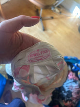 Load image into Gallery viewer, Vintage 1950s original novelty hat print cotton skirt UK 8 S