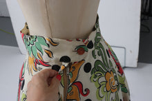 Load image into Gallery viewer, Vintage 1940s original CC41 novelty print skirt in moygashel UK 6 8 S