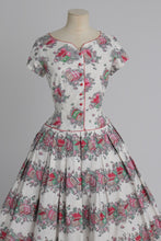 Load image into Gallery viewer, Vintage 1950s original novelty treasure chest print cotton dress by Blanes UK 10 S
