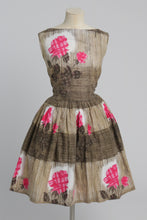Load image into Gallery viewer, Vintage 1950s original Linzi Line pink floral print cotton dress UK 8 US 4 XS S
