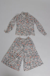 Vintage 1980s does 1950s novelty newspaper print 2 piece outfit blouse and culottes UK 8 10 US 4 6 S