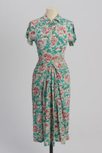 Load image into Gallery viewer, Vintage 1940s original novelty print rayon dress UK 6 US 2 XS

