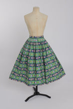 Load image into Gallery viewer, Vintage 1950s original Sportaville floral print cotton pleated skirt UK 6 XS
