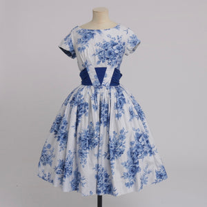 Vintage 1950s original blue and white floral print cotton dress by Remarque UK 8 US 4 S