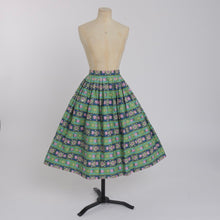 Load image into Gallery viewer, Vintage 1950s original Sportaville floral print cotton pleated skirt UK 6 XS

