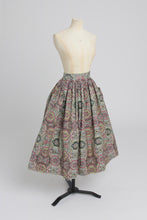 Load image into Gallery viewer, Vintage 1950s original St Michael paisley print cotton skirt with huge patch pockets UK 8 10 S

