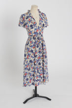 Load image into Gallery viewer, Vintage 1970s does 1930s Wallis floral print crepe dress UK 6 US XS XXS
