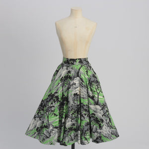 Vintage 1950s original green novelty print cotton circle skirt UK 6 US 2 XS