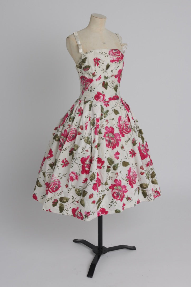 Vintage 1950s original Frank Usher floral print cotton dress UK 8