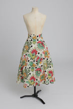 Load image into Gallery viewer, Vintage 1940s original CC41 novelty print skirt in moygashel UK 6 8 S
