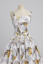 Load image into Gallery viewer, Vintage 1950s original floral rose print cotton Horrockses Fashions dress UK 6 8 XS S
