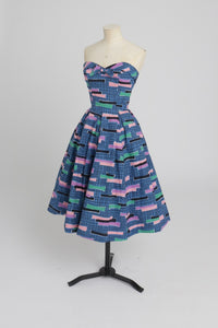 Vintage 1950s original Alice Edwards novelty print cotton strapless dress UK 6 XS