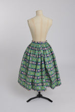 Load image into Gallery viewer, Vintage 1950s original Sportaville floral print cotton pleated skirt UK 6 XS
