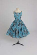 Load image into Gallery viewer, Vintage 1950s original Polly Peck floral print dress and matching shawl UK 8 S
