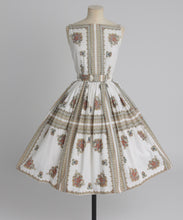 Load image into Gallery viewer, Vintage 1950s original novelty print California Cottons dress UK 6 8 XS
