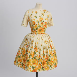Vintage 1950s original yellow floral border print cotton dress UK 8 US 4 S