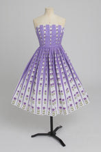 Load image into Gallery viewer, Vintage 1950s original Sambo fashions floral print purple cotton dress UK 6 8 XS S
