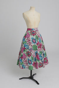 Vintage 1940s original CC41 novelty print skirt in moygashel UK 8 S
