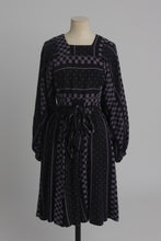 Load image into Gallery viewer, Vintage 1970s original Jeff Banks black and purple chequered dress with balloon sleeve UK 6 8 XS
