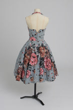 Load image into Gallery viewer, Vintage 1950s original floral rose print glitter accent cotton dress by Jackie Morgan UK 6 8 XS S
