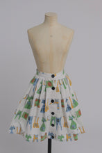 Load image into Gallery viewer, Vintage 1950s original novelty washing line print cotton skirt by Sportaville UK 6 8 US 2 4 XS
