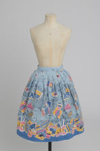 Load image into Gallery viewer, Vintage 1950s original novelty travel label print cotton skirt UK 8 S
