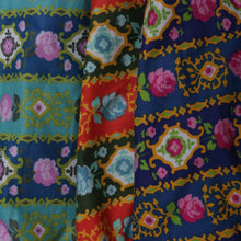 Load image into Gallery viewer, Vintage 1950s original Sportaville floral print cotton pleated skirt UK 6 XS
