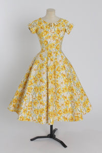 Vintage 1950s original floral daffodil print cotton dress by Gray Rose XS UK 6 US 2