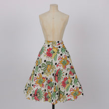 Load image into Gallery viewer, Vintage 1940s original novelty bird of paradise floral print moygashel skirt CC41 Utility UK 8 US 4 S
