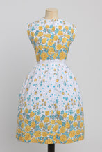 Load image into Gallery viewer, Vintage 1950s original floral border print cotton dress button front uK 8 US 4 S
