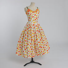 Load image into Gallery viewer, Vintage 1950s original novelty fruit print cotton dress by Carolyn Schnurer UK 8 US 4 XS S
